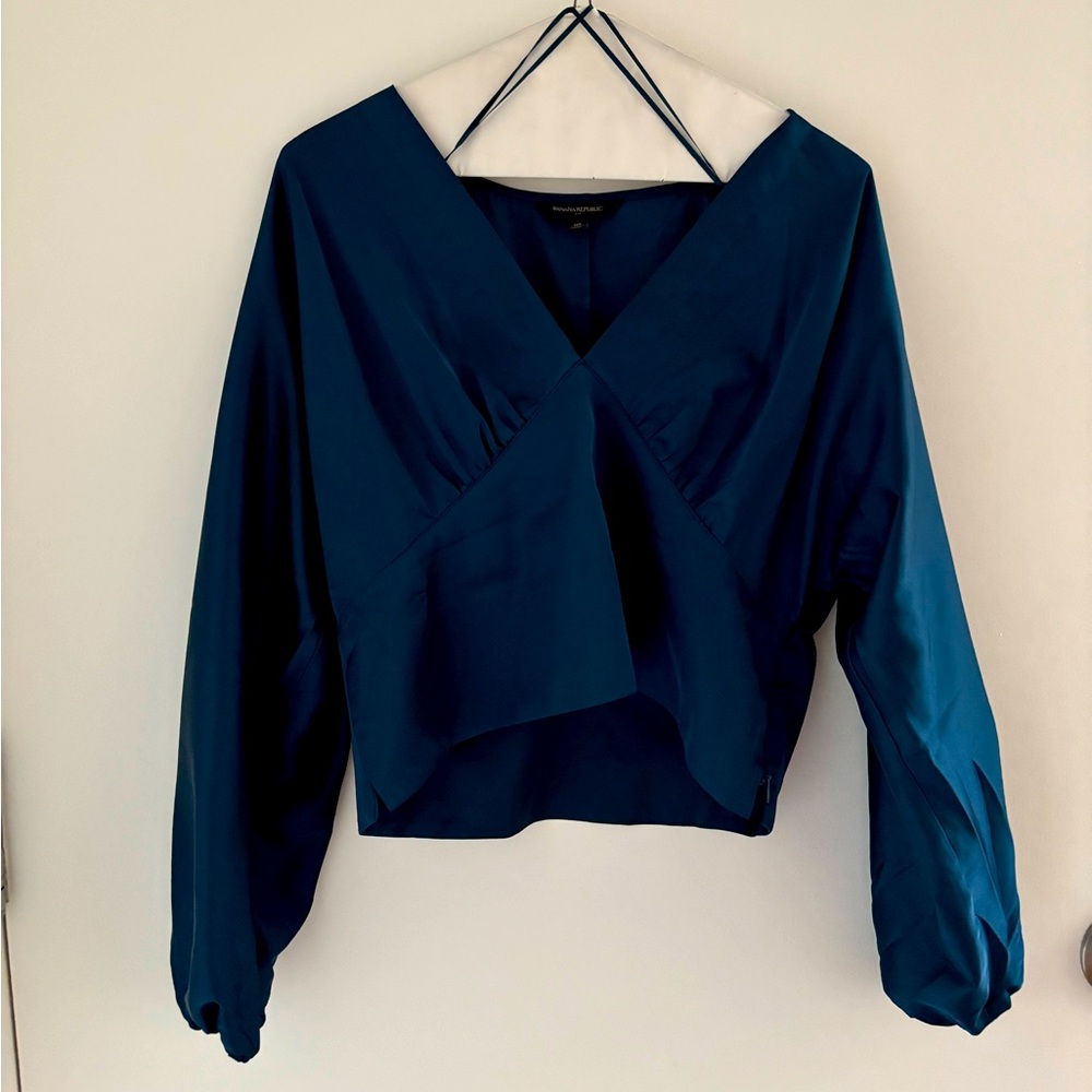 Elegant Teal Women's Top - Banana Republic Size 10 Blue